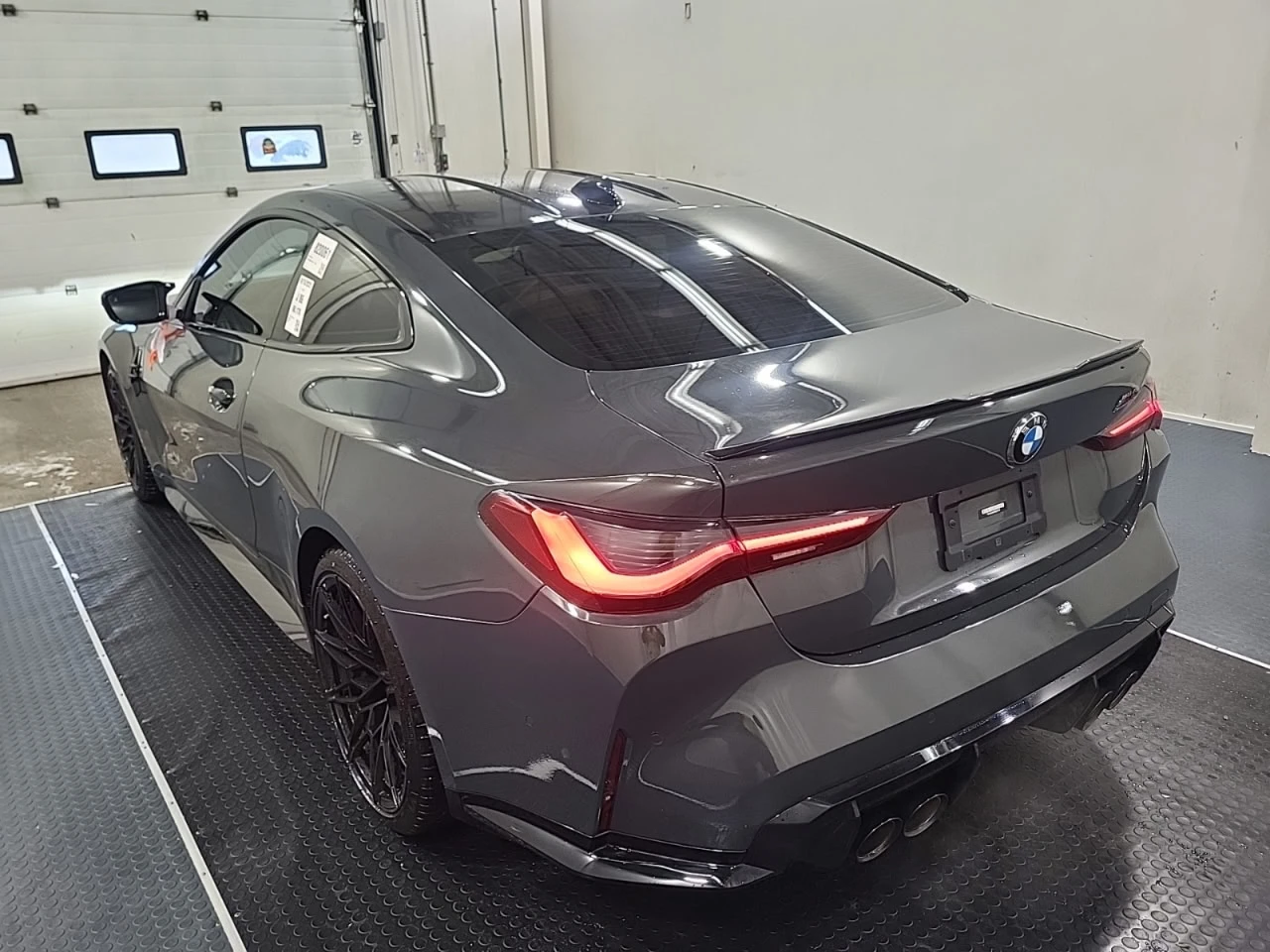 BMW M4 * АВТО КРЕДИТ* ЦЕНА ДО БГ * Сервизна история *  - изображение 6