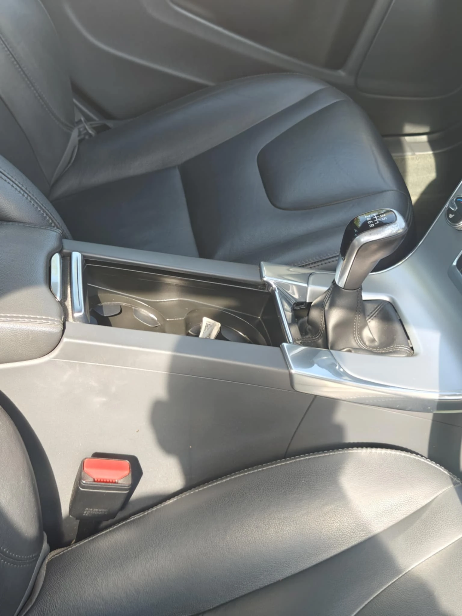 Volvo S60  - изображение 2