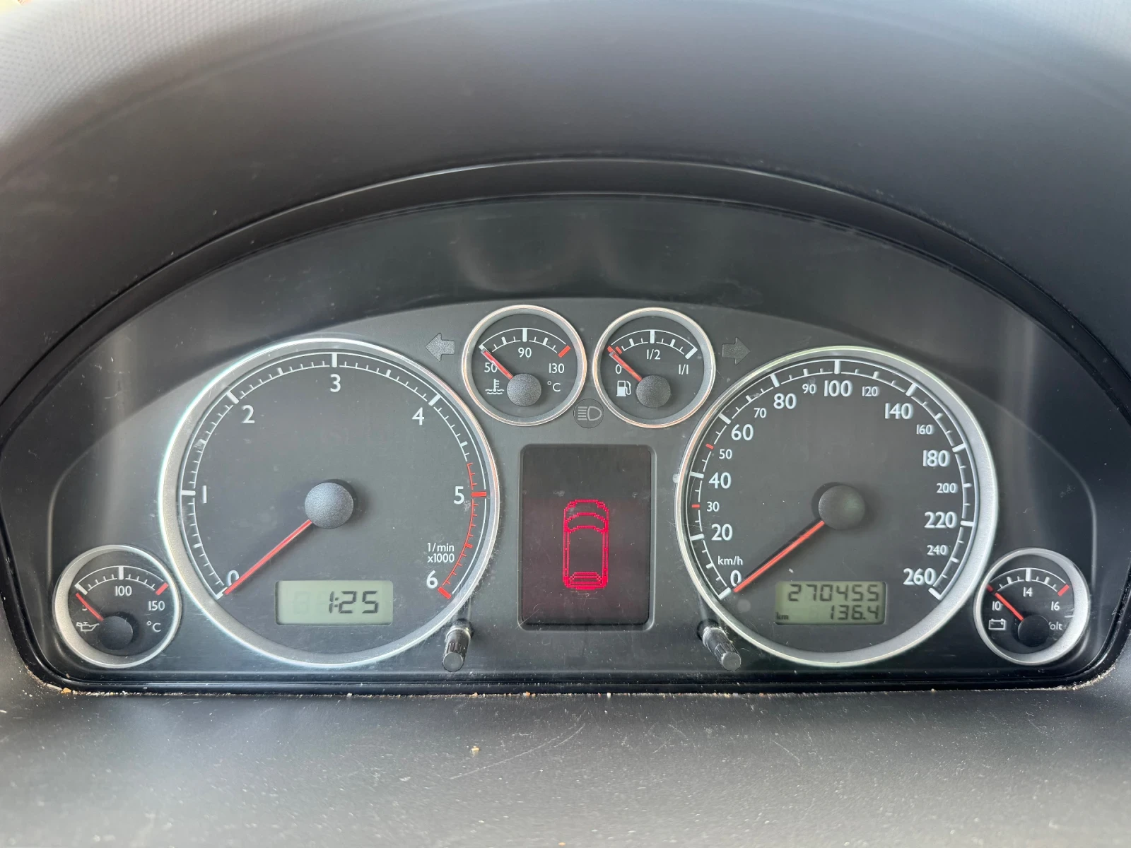 VW Sharan 4Motion, снимка 10 - Автомобили и джипове - 53720619