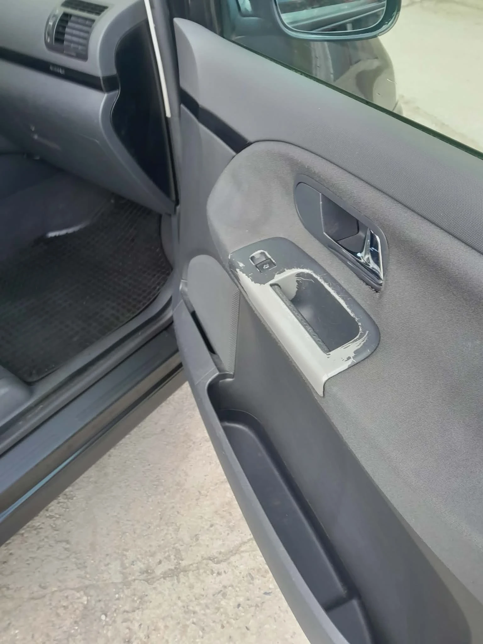 VW Sharan, снимка 12 - Автомобили и джипове - 53811410