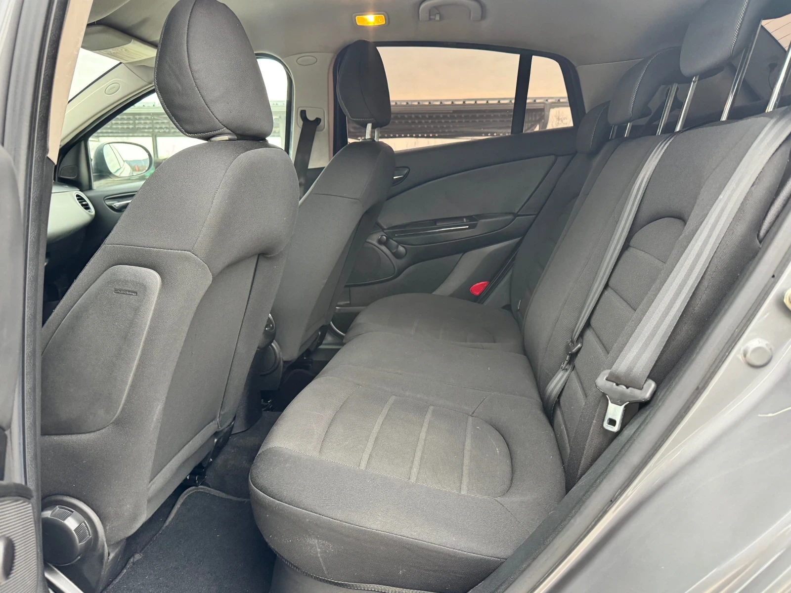 Fiat Bravo 1.6mjet ИТАЛИЯ, снимка 9 - Автомобили и джипове - 53918701