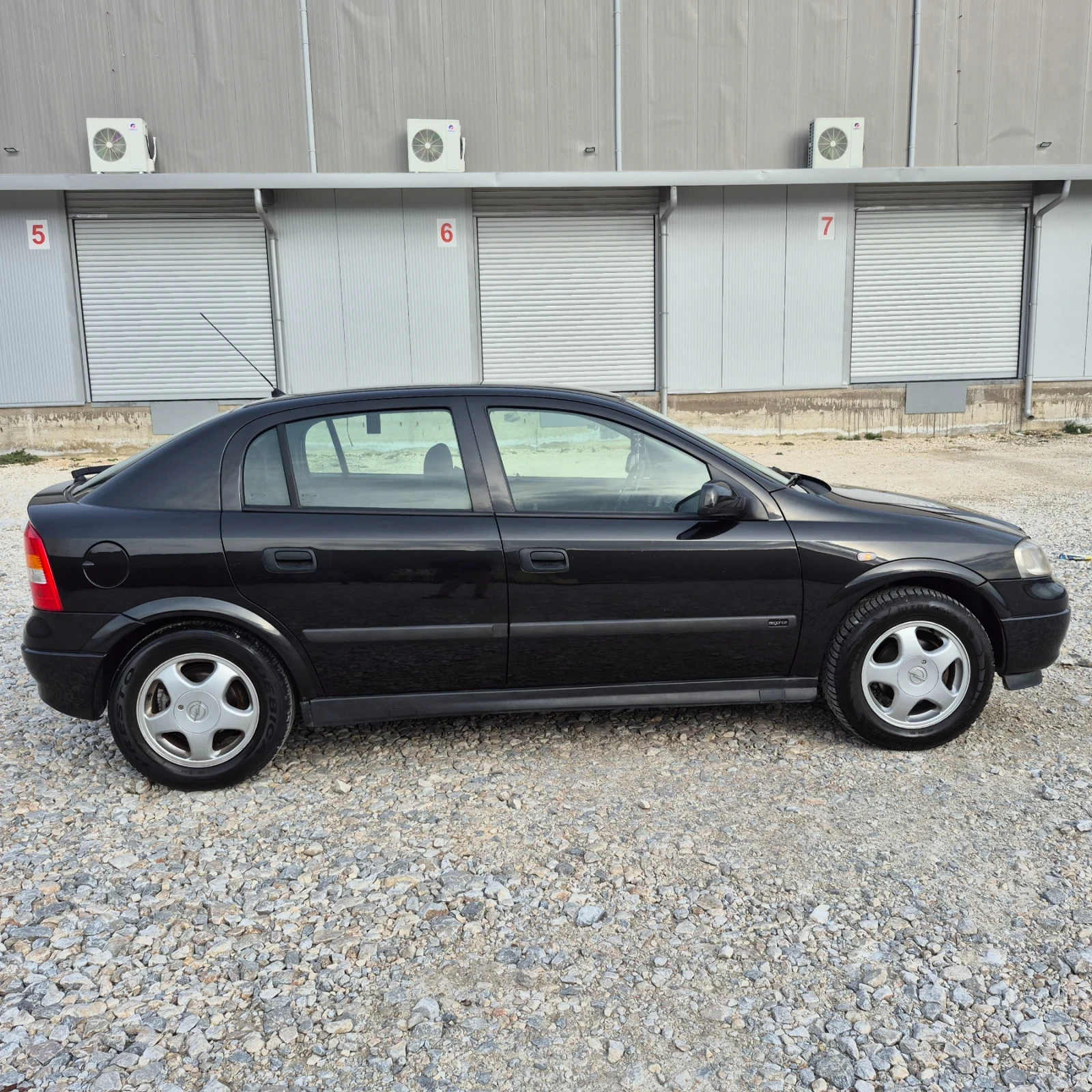 Opel Astra 1.6 Газ/Бензин 101 Цц, снимка 5 - Автомобили и джипове - 53981504