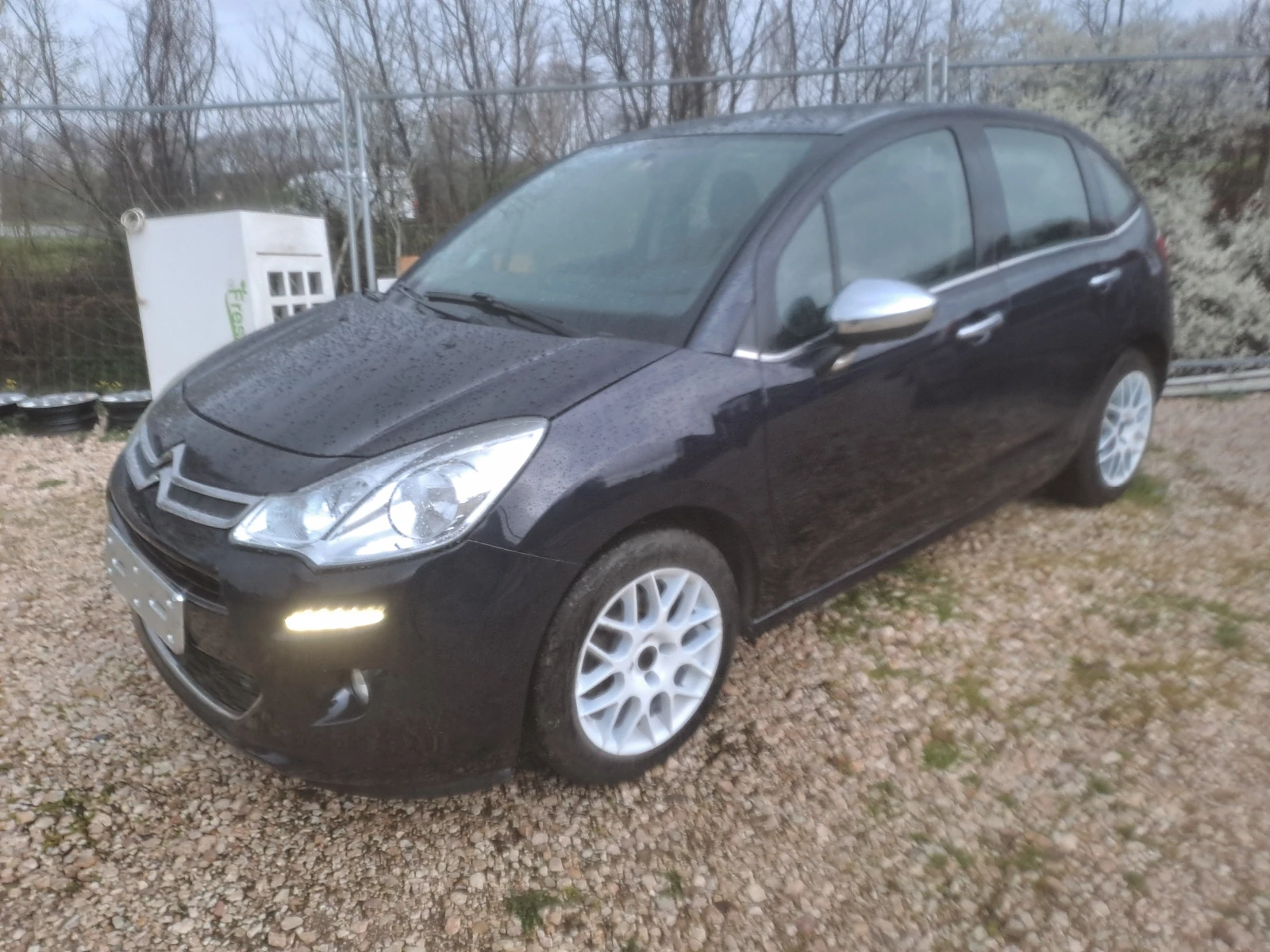 Citroen C3 1.4iKLIMA, ESKLUZIV, снимка 2 - Автомобили и джипове - 54071220
