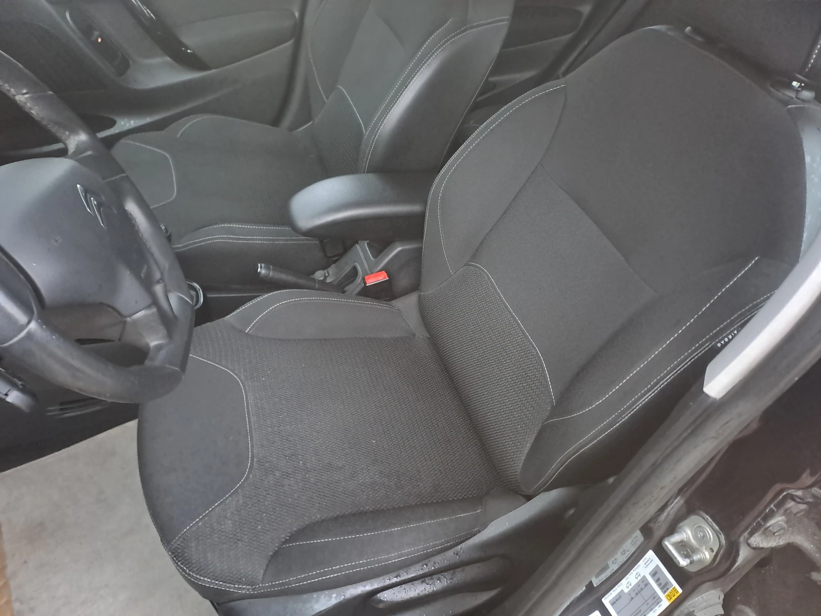 Citroen C3 1.4iKLIMA, ESKLUZIV, снимка 12 - Автомобили и джипове - 54071220