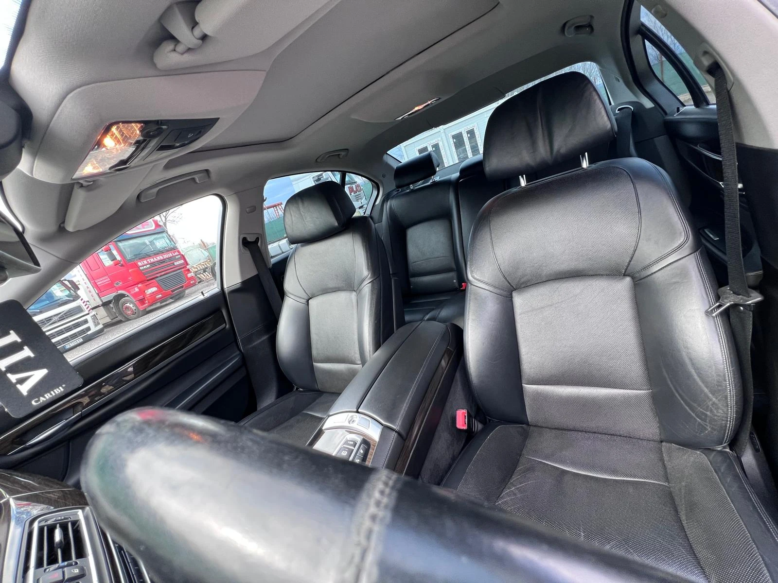 BMW 740, снимка 13 - Автомобили и джипове - 54228535