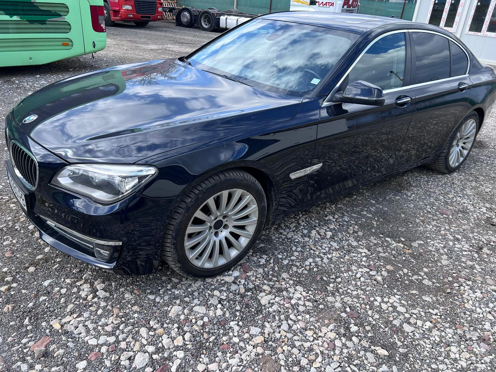 BMW 740, снимка 4 - Автомобили и джипове - 54228535