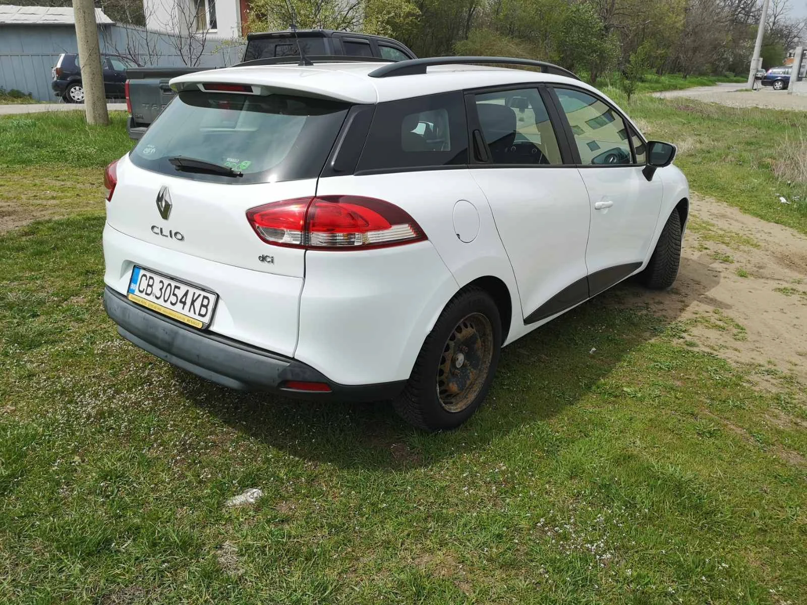Renault Clio, снимка 4 - Автомобили и джипове - 54347544