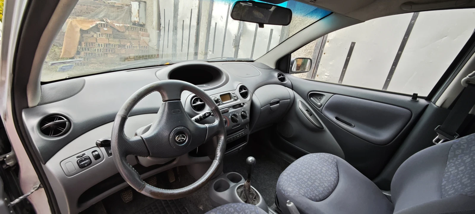Toyota Yaris, снимка 8 - Автомобили и джипове - 54601003