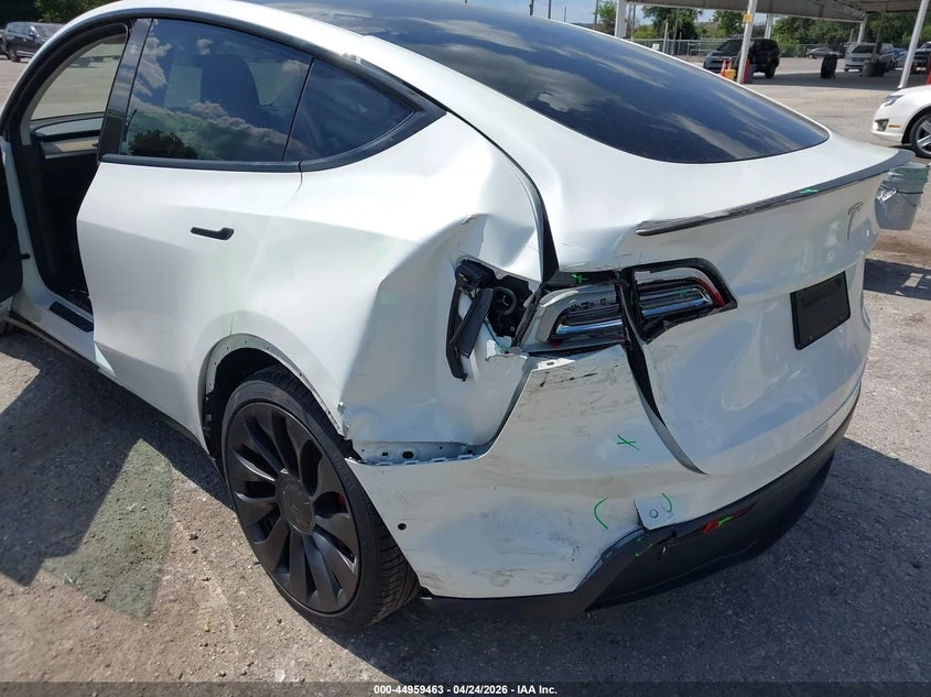 Tesla Model Y Performance Dual Motor All-Wheel Drive, снимка 6 - Автомобили и джипове - 54619201