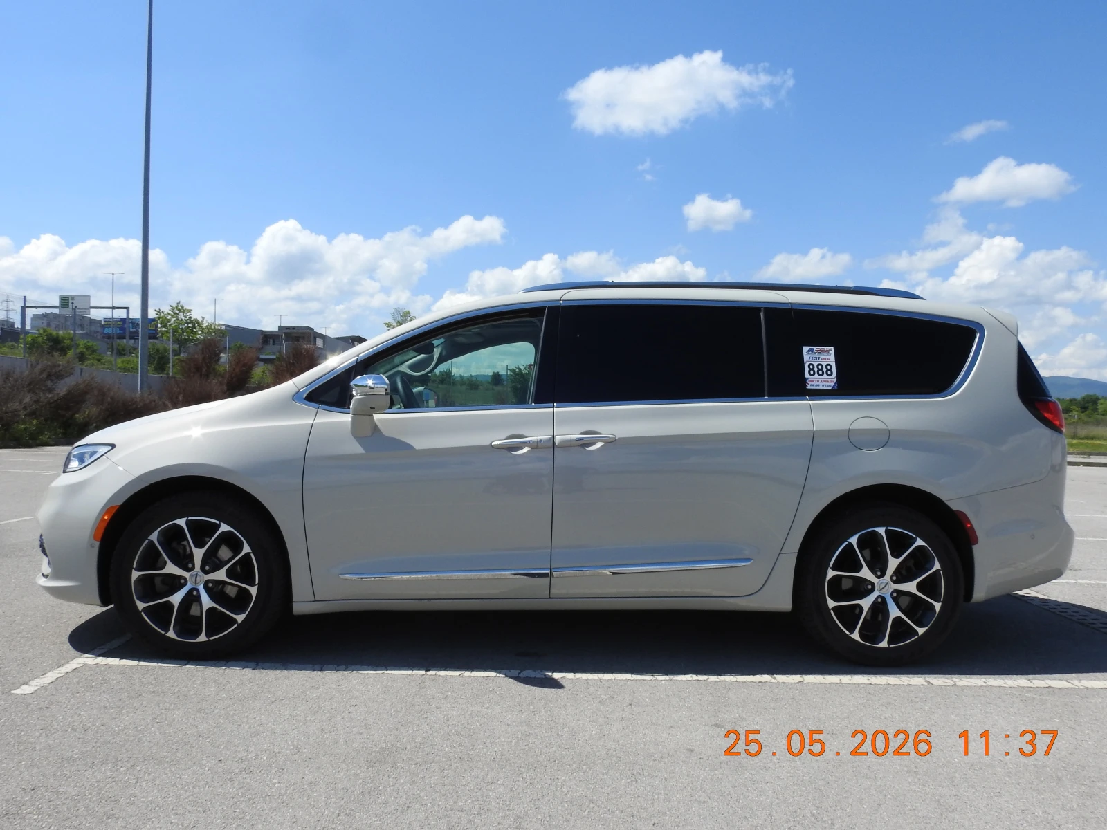 Chrysler Pacifica Limited AWD, снимка 6 - Автомобили и джипове - 54667485