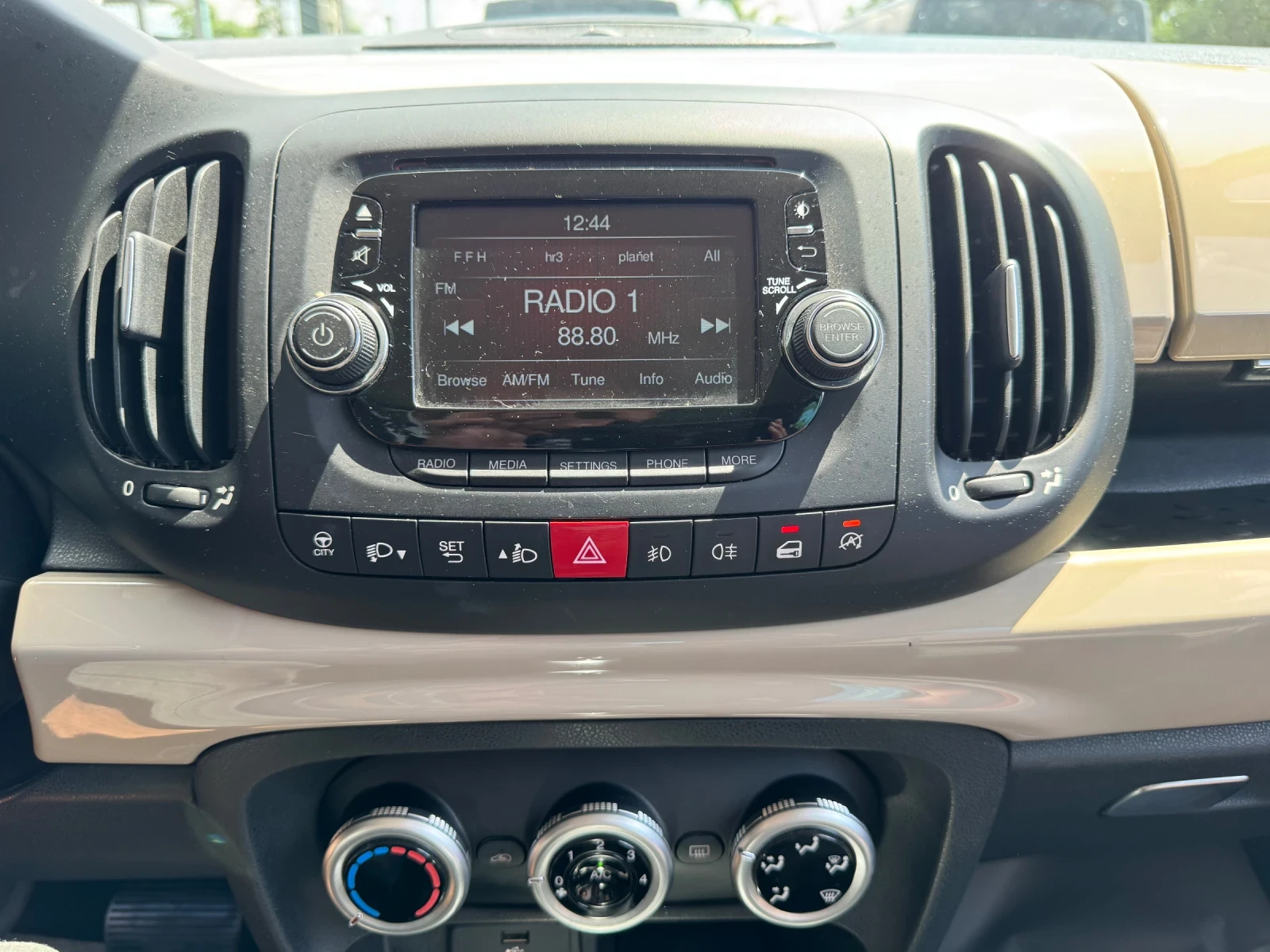 Fiat 500L 1.3MULTIJET#EXCLUSIVE#АВТОМАТИК#ПОДГРЕВ#ГЕРМАНИЯ#, снимка 15 - Автомобили и джипове - 55066116