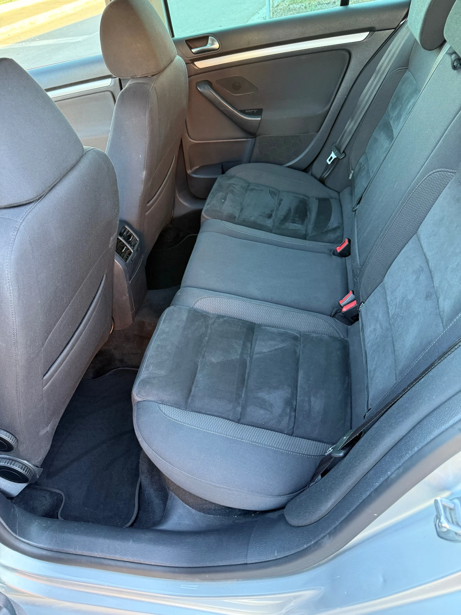 VW Golf Variant 1.6 TDI , HIGHLINE , 4 MOTION, снимка 10 - Автомобили и джипове - 55082338