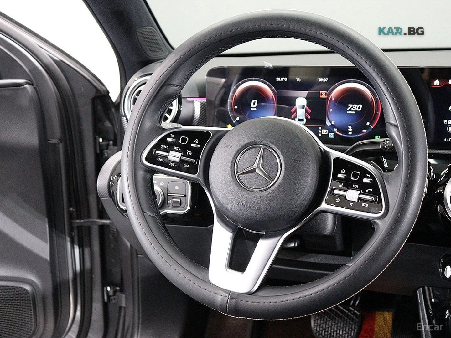 Mercedes-Benz A 220 КОЖА* КАМЕРА* ПОДГРЕВ, снимка 14 - Автомобили и джипове - 55286346