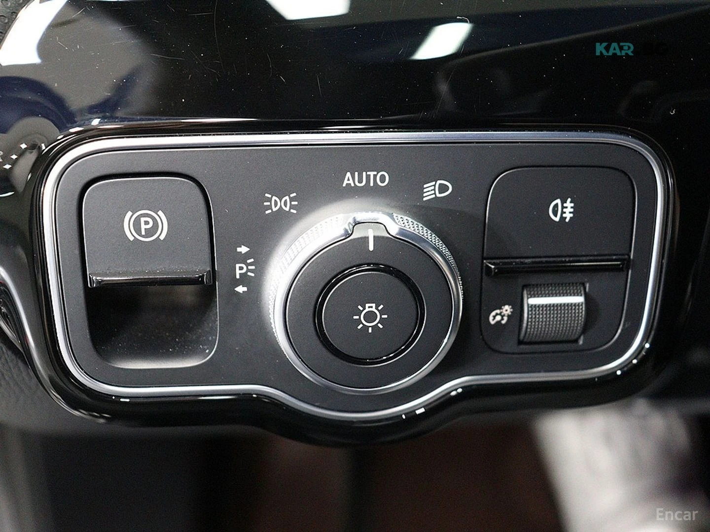 Mercedes-Benz A 220 КОЖА* КАМЕРА* ПОДГРЕВ, снимка 12 - Автомобили и джипове - 55286346