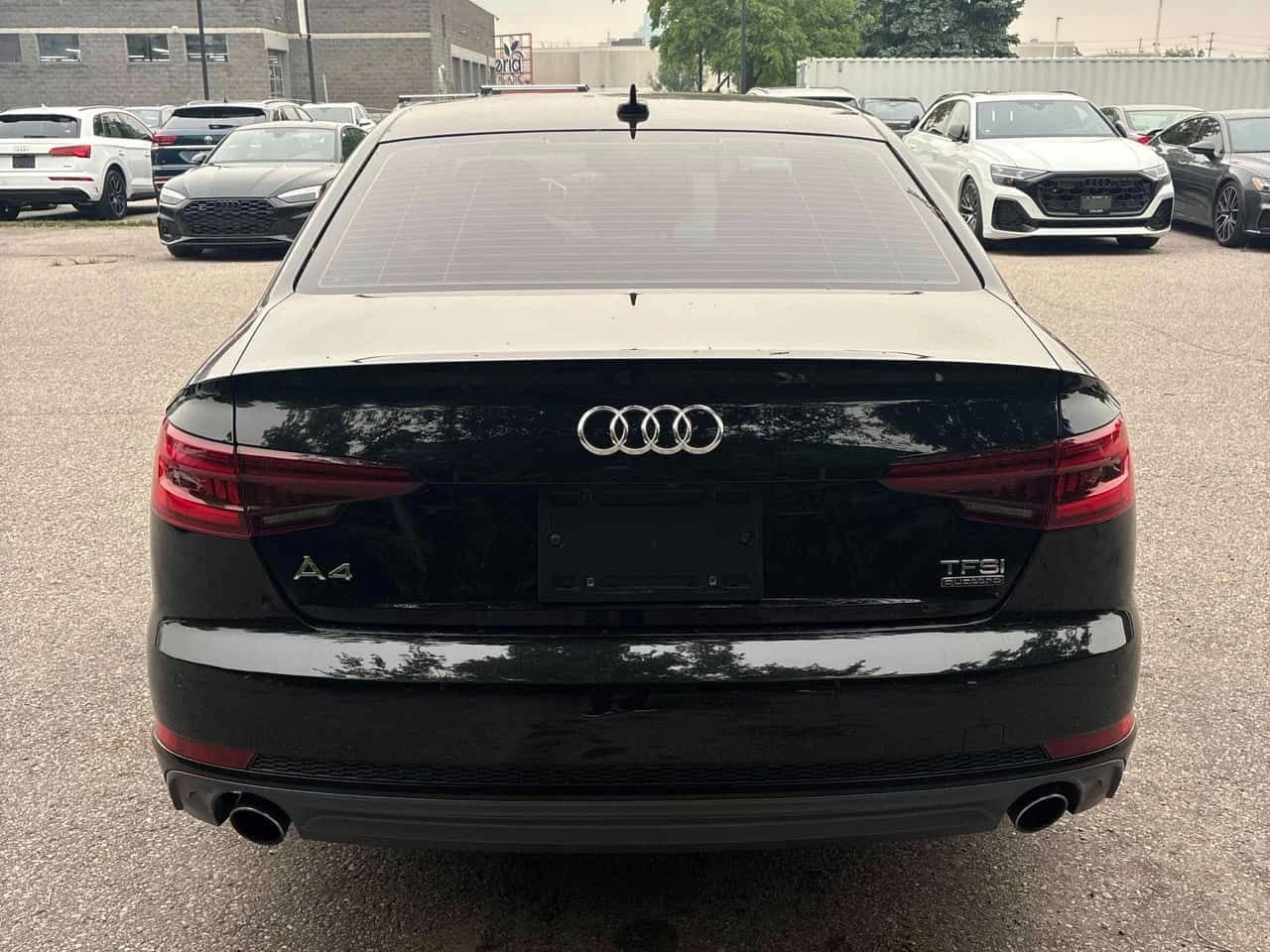 Audi A4 Progressiv/CARFAX/ОТ ПРЕДСТАВИТЕЛСТВО/ КЛИП, снимка 5 - Автомобили и джипове - 55317696