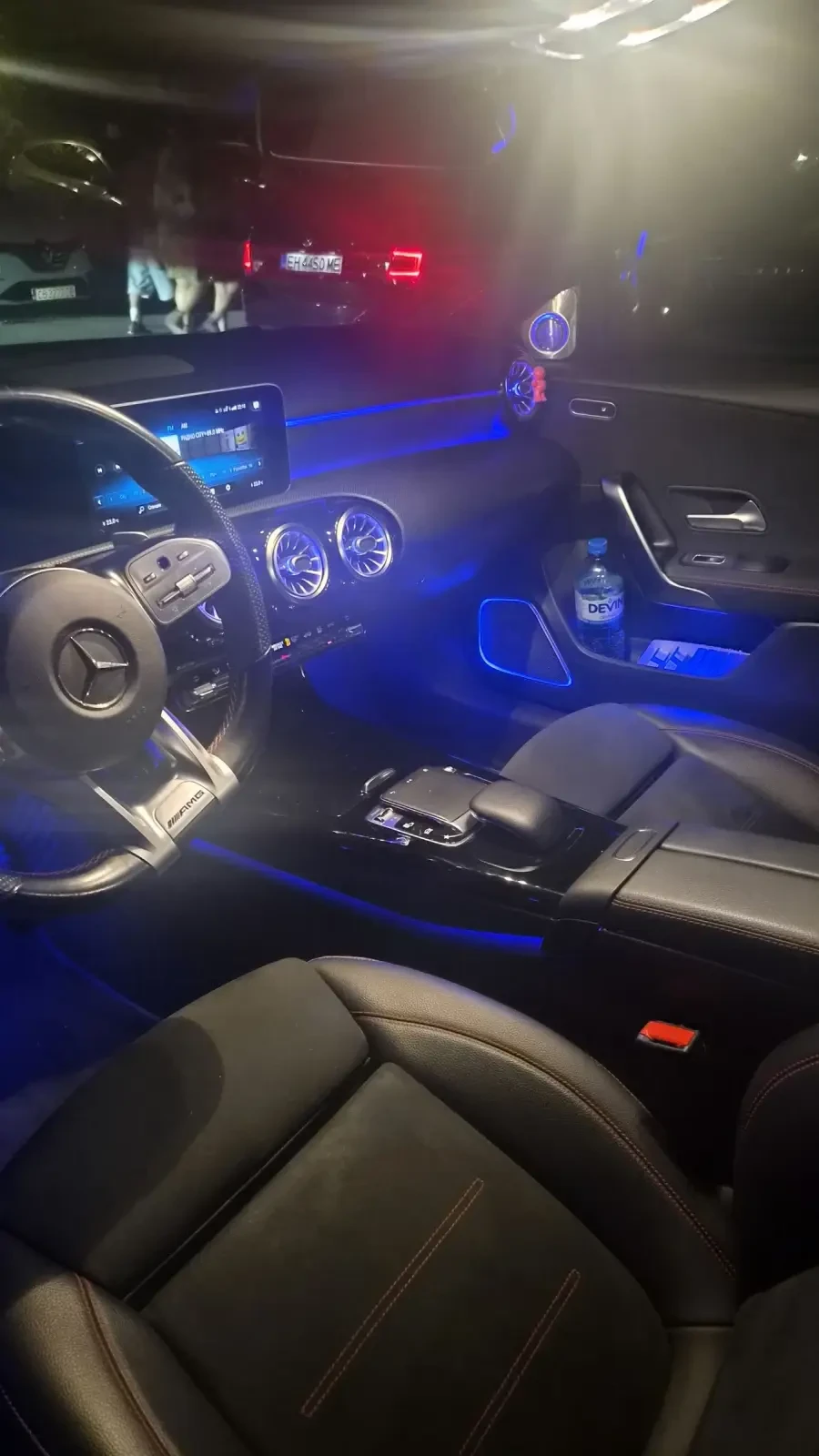 Mercedes-Benz A 220 AMG-LINE 4MATIC, снимка 15 - Автомобили и джипове - 55435280