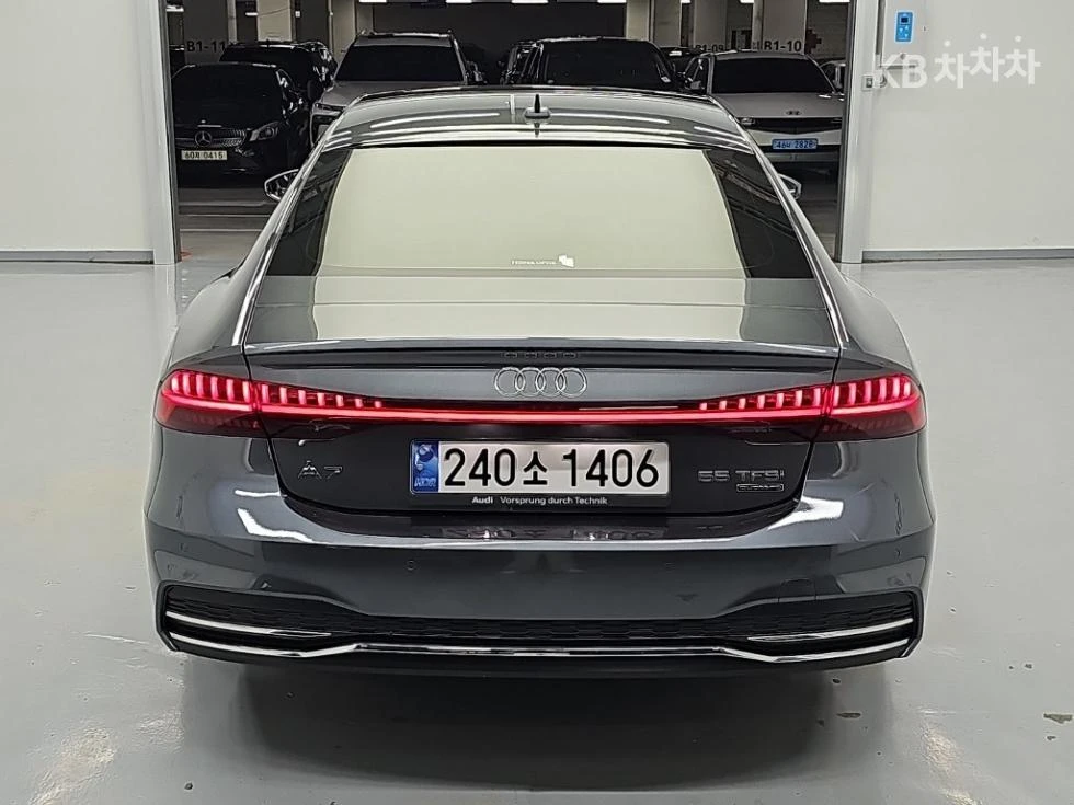 Audi A7 55TFSI QUATTRO HEAD UP 360CAM PANORAMA FULL, снимка 4 - Автомобили и джипове - 55514036