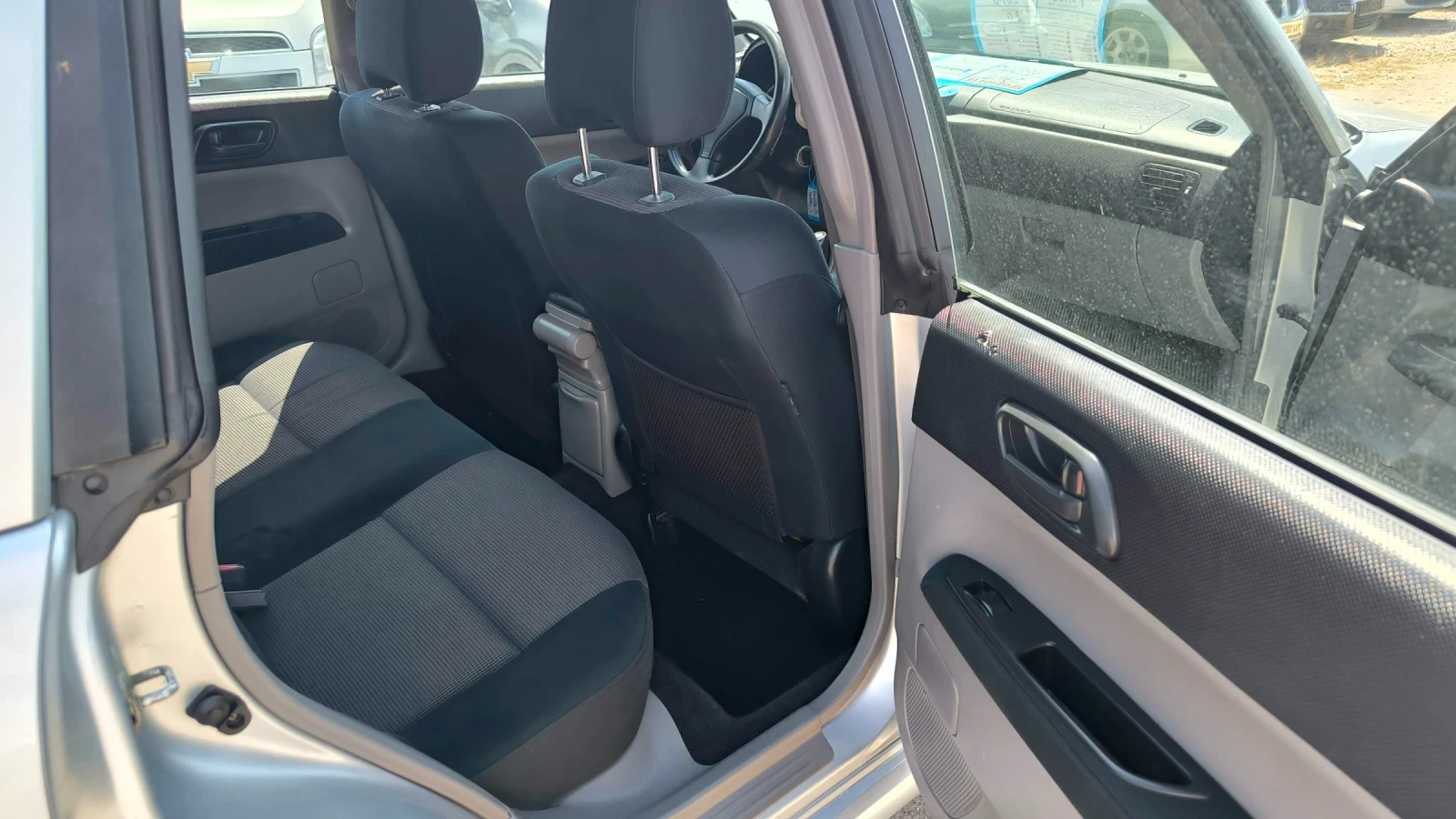 Subaru Forester 2.0i, снимка 10 - Автомобили и джипове - 55587045