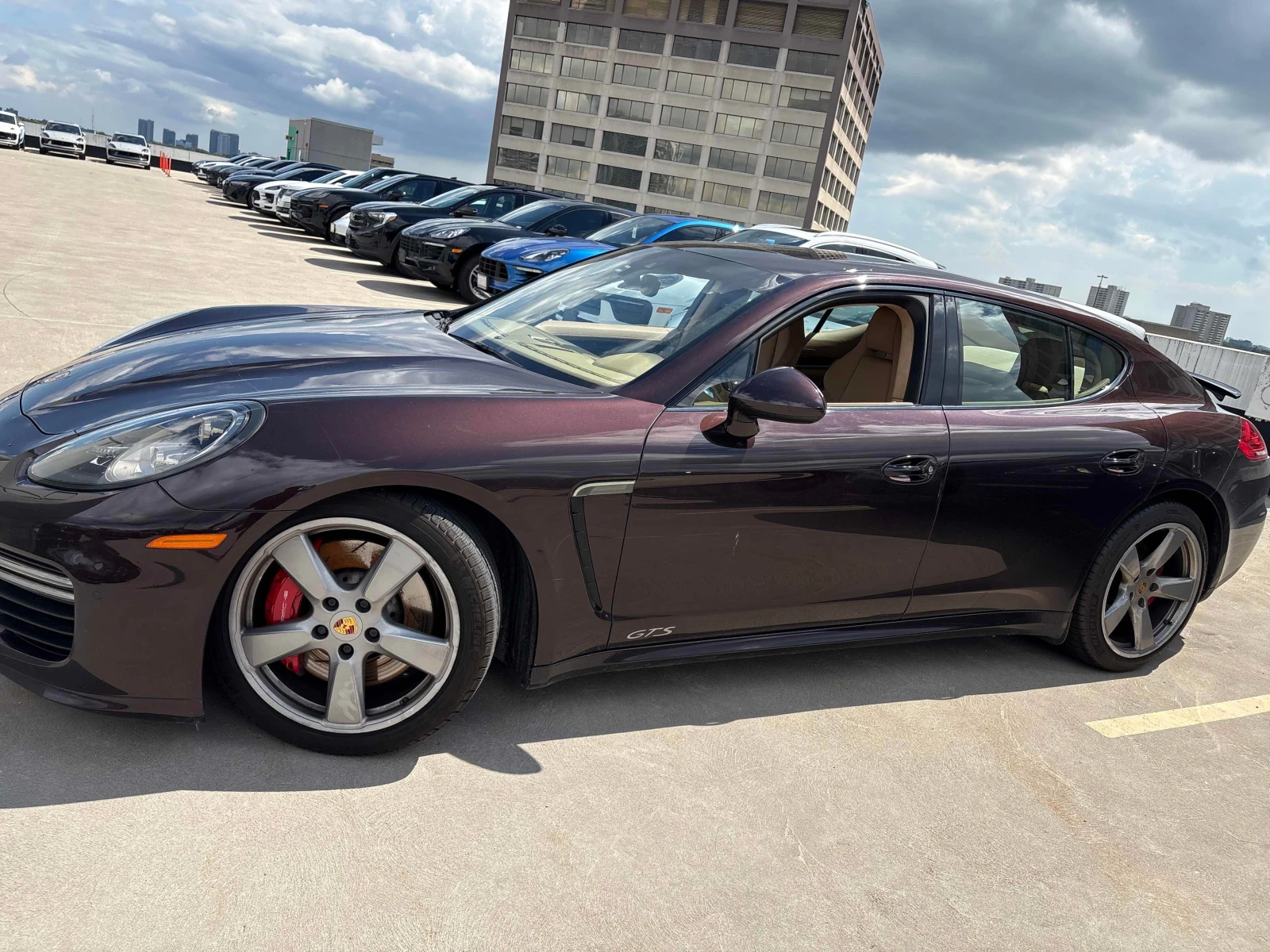 Porsche Panamera * GTS * CARFAX * ОТ ПРЕДСТАВИТЕЛСТВО НА ПОРШЕ * , снимка 2 - Автомобили и джипове - 55842242