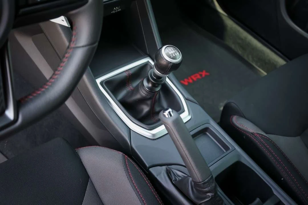 Subaru WRX ПОДГРЕВИ| LANE ASSIST| KAMEРA| CARFAX| , снимка 16 - Автомобили и джипове - 55887647