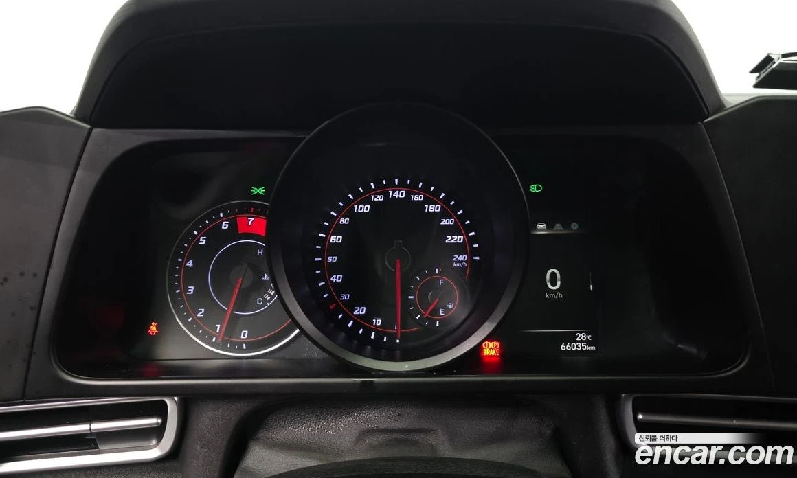 Hyundai Elantra 1.6 LPi Style, снимка 11 - Автомобили и джипове - 55940329