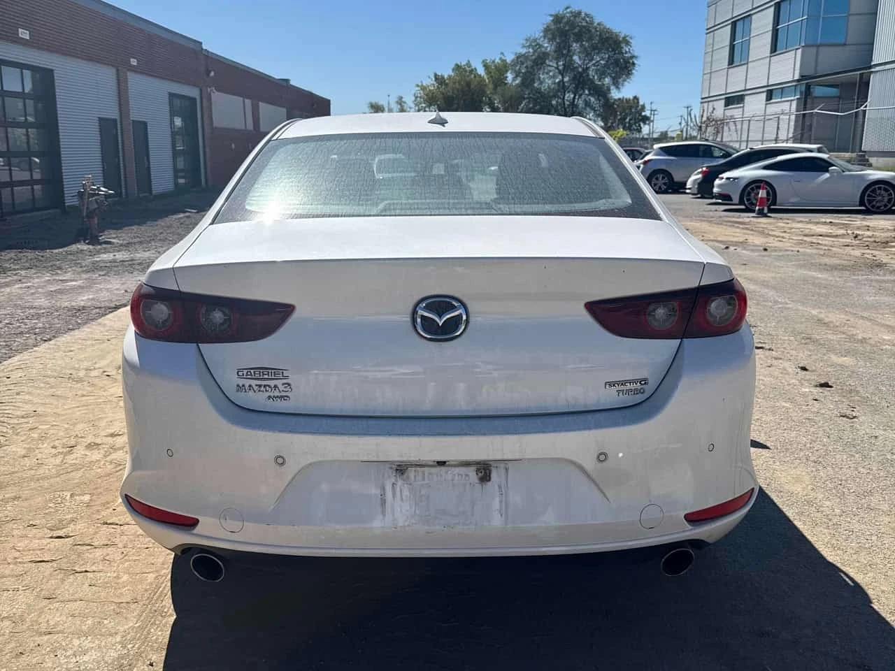 Mazda 3 GT w/Turbo| HUD| BOSE| OПЦИЯ ЗА ФИНАНСИРАНЕ| , снимка 4 - Автомобили и джипове - 56282330