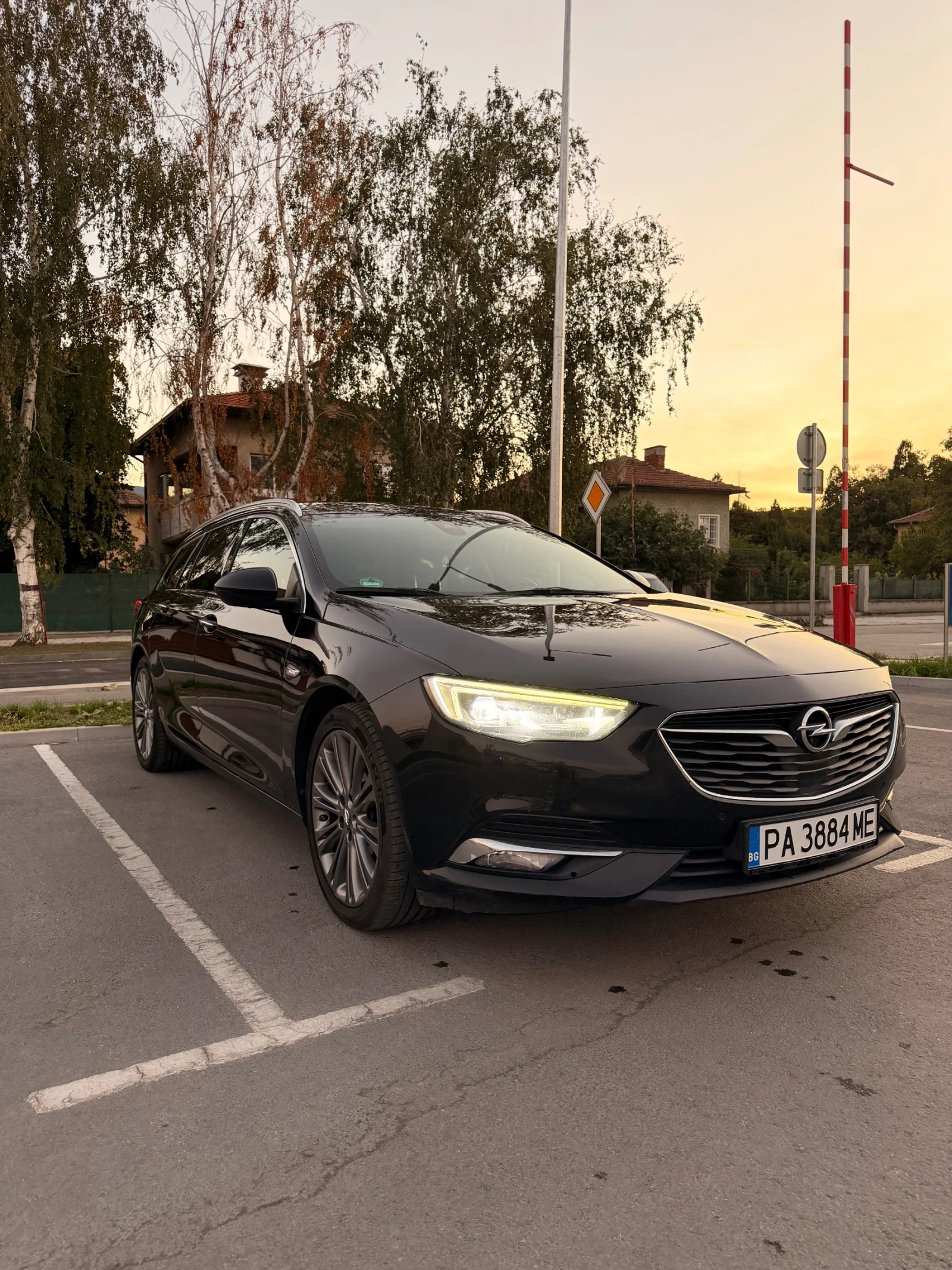Opel Insignia Biturbo 4x4, снимка 3 - Автомобили и джипове - 56443836