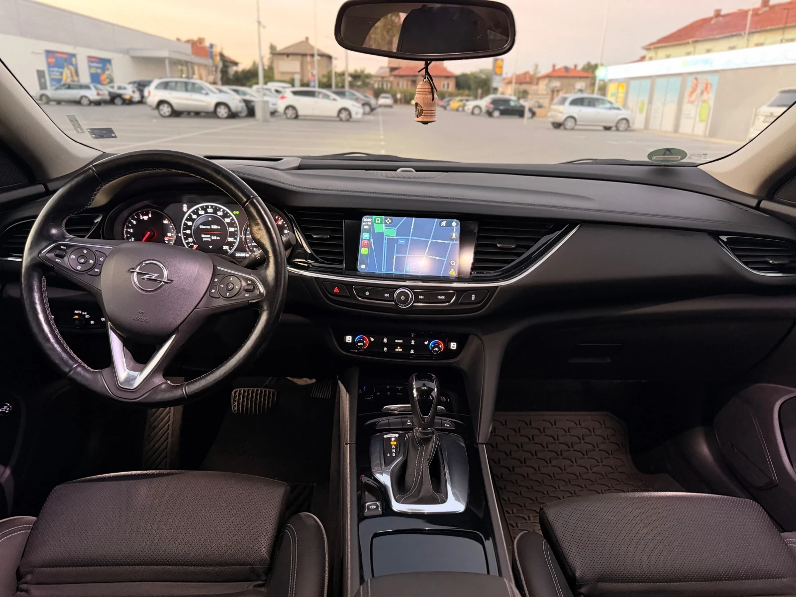 Opel Insignia Biturbo 4x4, снимка 8 - Автомобили и джипове - 56443836