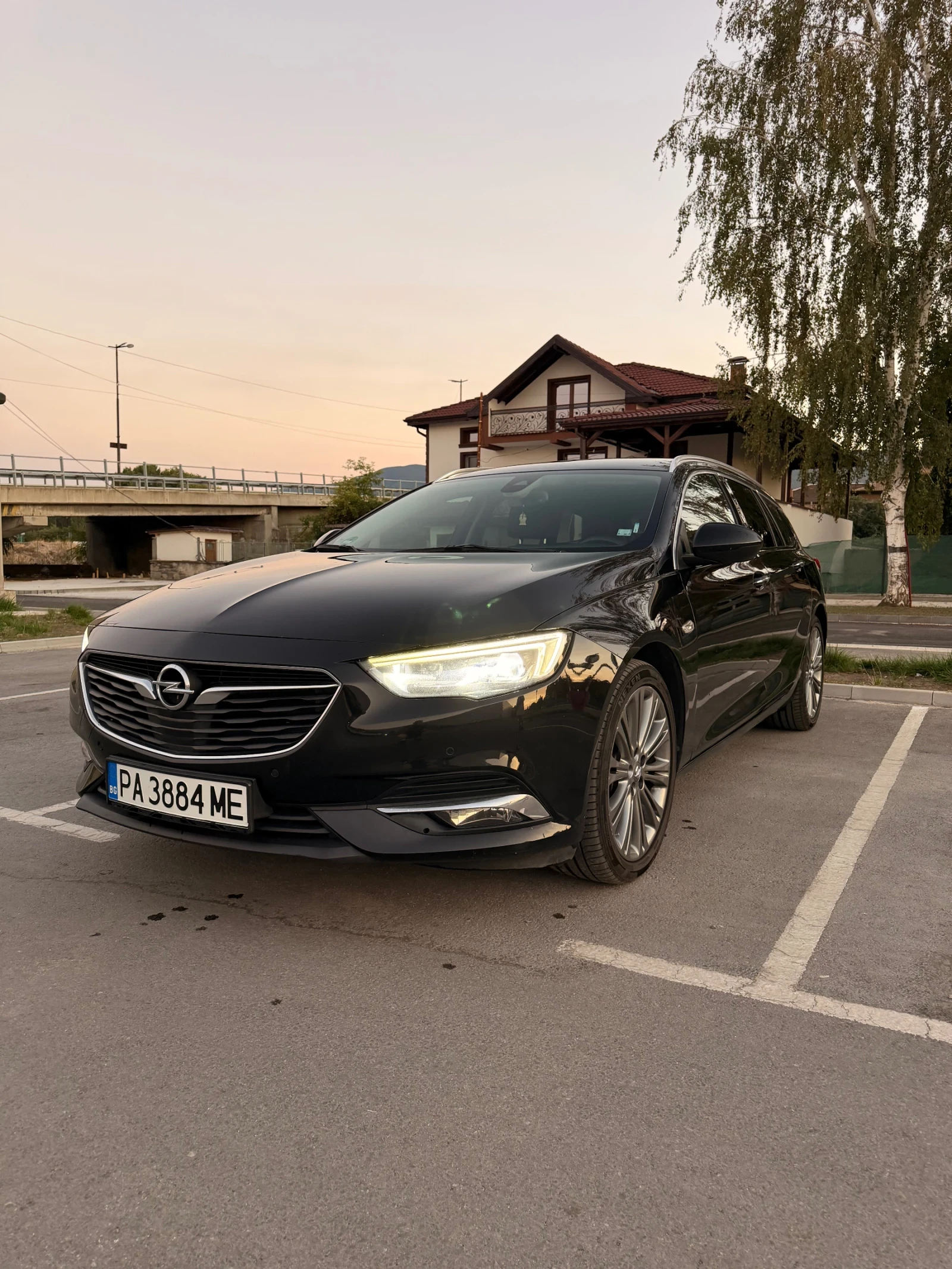 Opel Insignia Biturbo 4x4, снимка 2 - Автомобили и джипове - 56443836