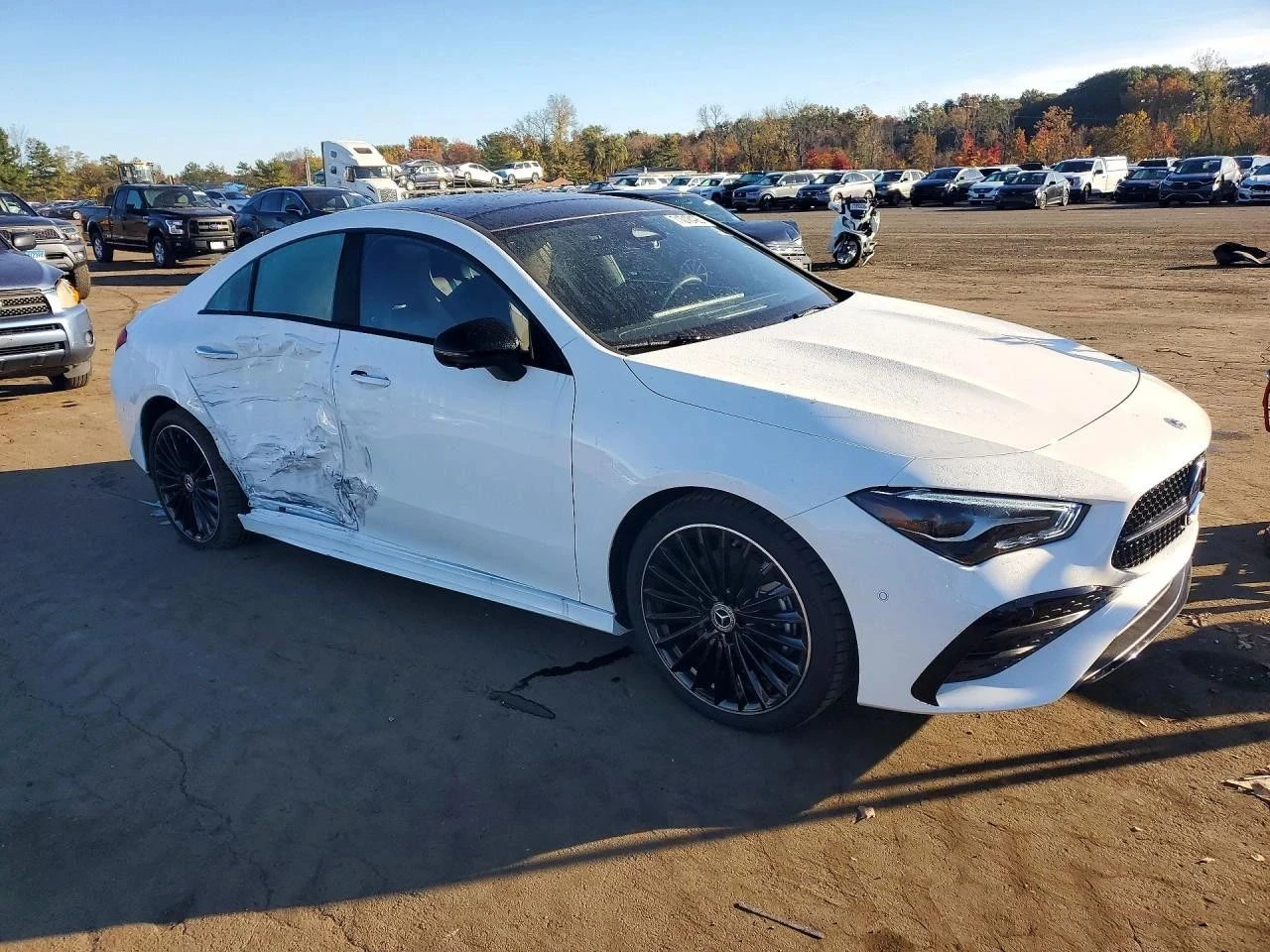 Mercedes-Benz CLA, снимка 4 - Автомобили и джипове - 56713372