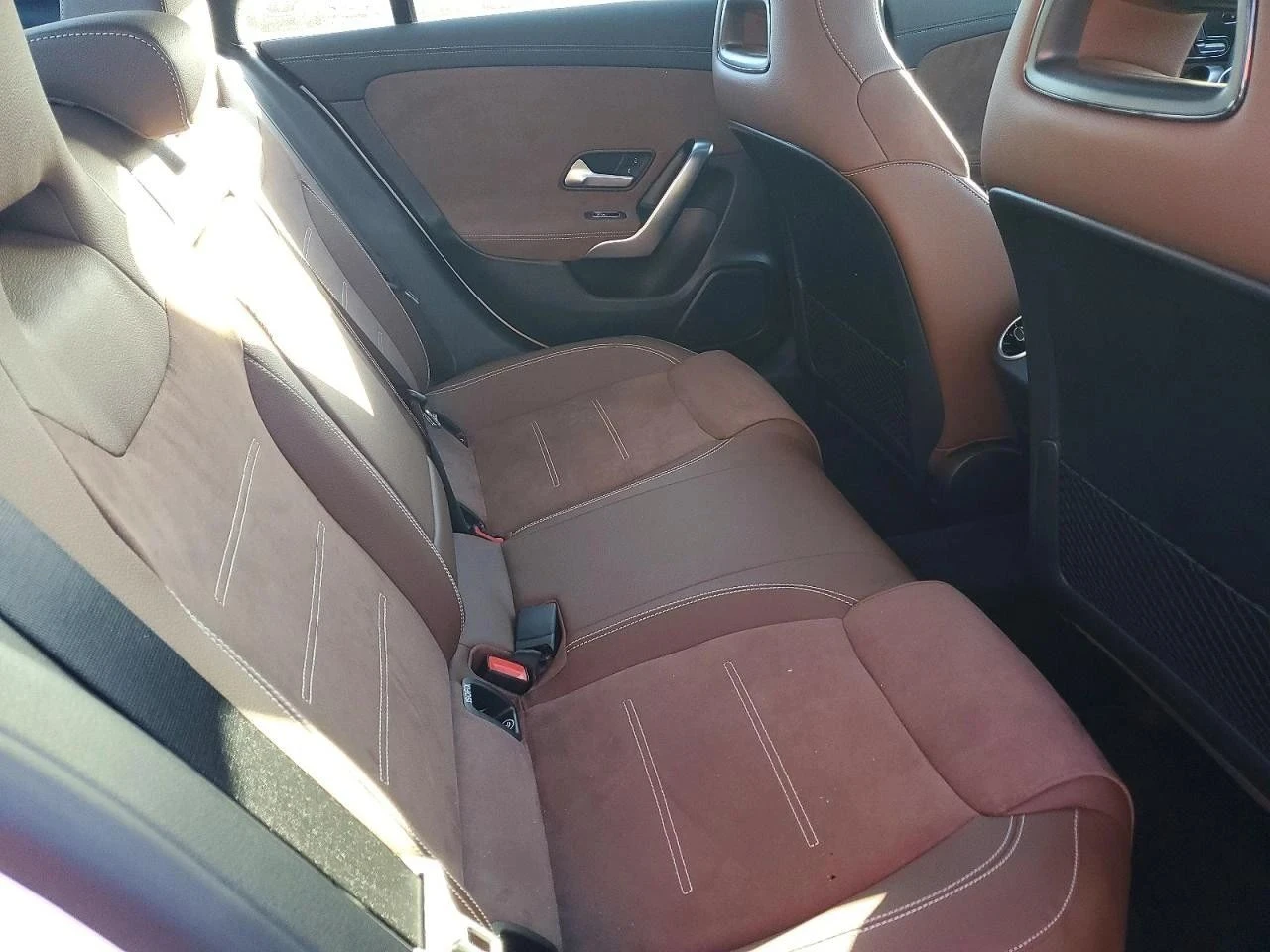 Mercedes-Benz CLA, снимка 10 - Автомобили и джипове - 56713372