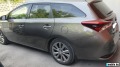 Toyota Auris комби, снимка 2 - Автомобили и джипове - 45296206