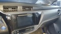 Toyota Auris комби, снимка 12 - Автомобили и джипове - 45296206