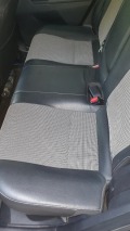 Toyota Auris комби, снимка 8 - Автомобили и джипове - 45296206