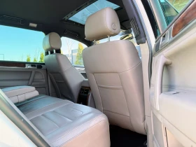 VW Touareg 3.0D/239HP* FACE LIFE* ПАНОРАМА* КАМЕРА* , снимка 9 - Автомобили и джипове - 53648968