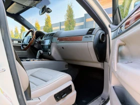 VW Touareg 3.0D/239HP* FACE LIFE* ПАНОРАМА* КАМЕРА* , снимка 10 - Автомобили и джипове - 53648968