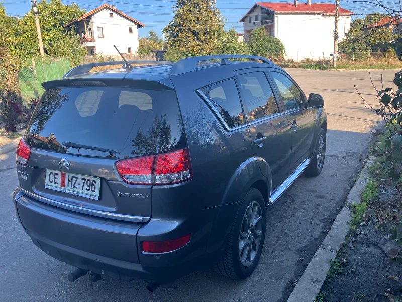 Citroen C-Crosser 2, 4i\LPG\Отличен, снимка 3 - Автомобили и джипове - 47399797