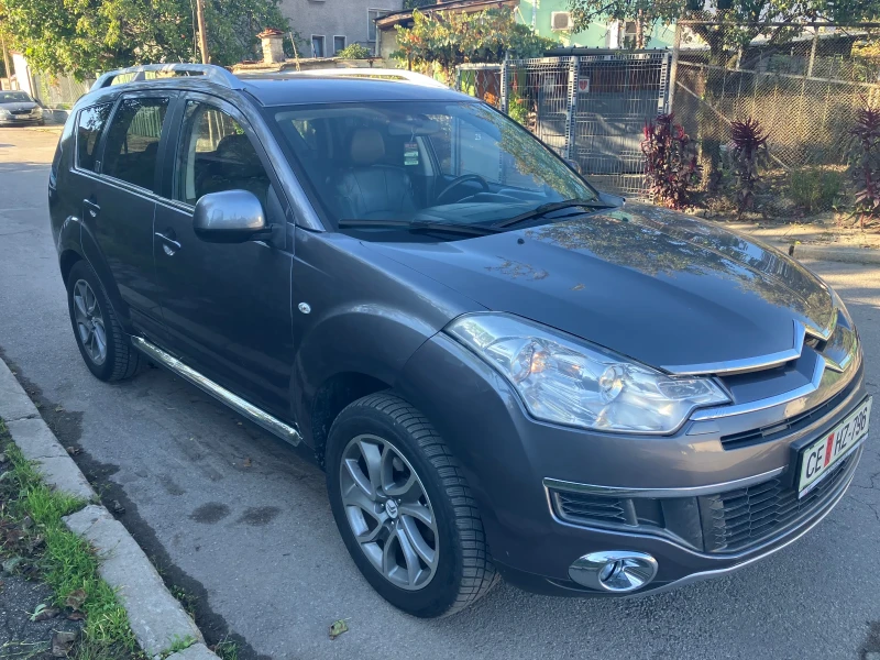 Citroen C-Crosser 2, 4i\LPG\Отличен, снимка 2 - Автомобили и джипове - 47399797