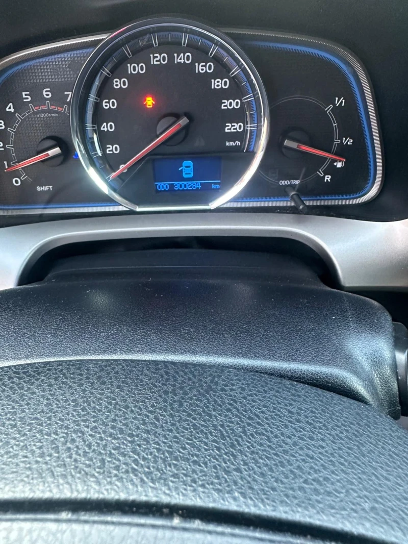 Toyota Rav4 AWD, снимка 11 - Автомобили и джипове - 51606674