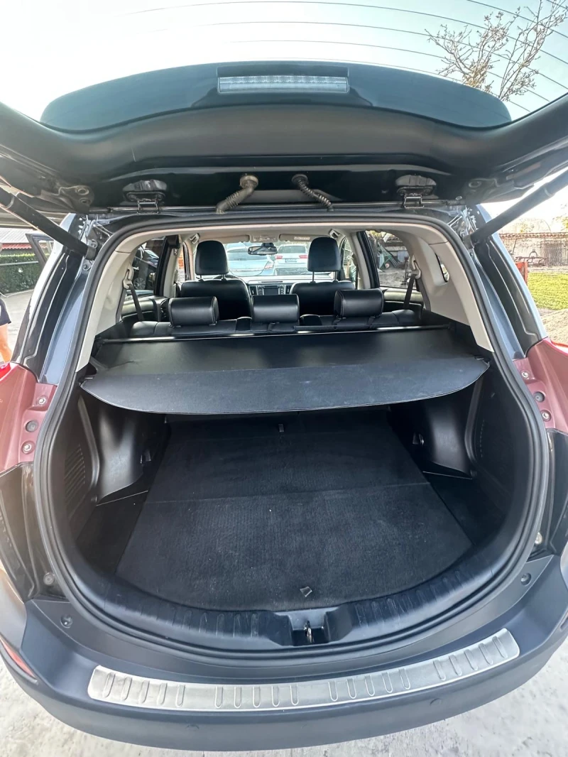 Toyota Rav4 AWD, снимка 6 - Автомобили и джипове - 51606674
