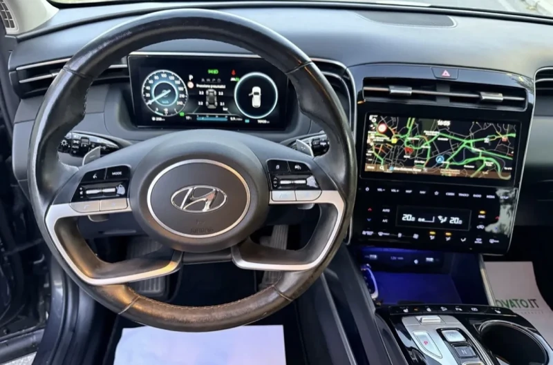 Hyundai Tucson, снимка 8 - Автомобили и джипове - 53044417