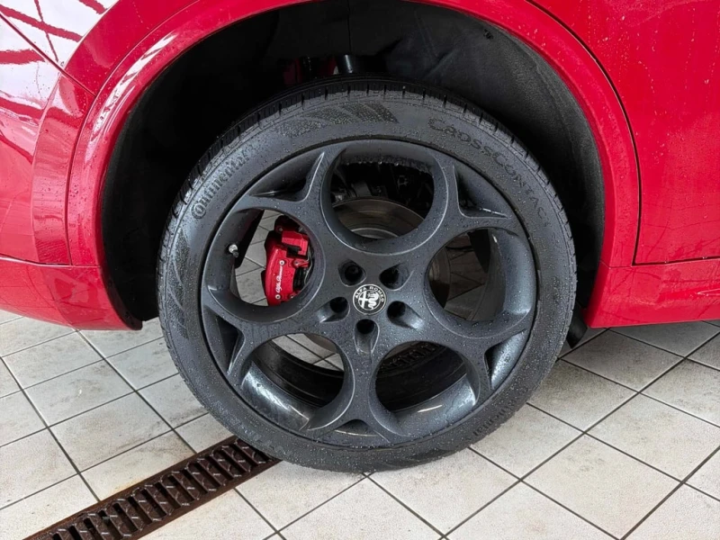 Alfa Romeo Stelvio * Veloce * 2 КЛЮЧА* ПАНО* НАВИ* , снимка 6 - Автомобили и джипове - 53466715