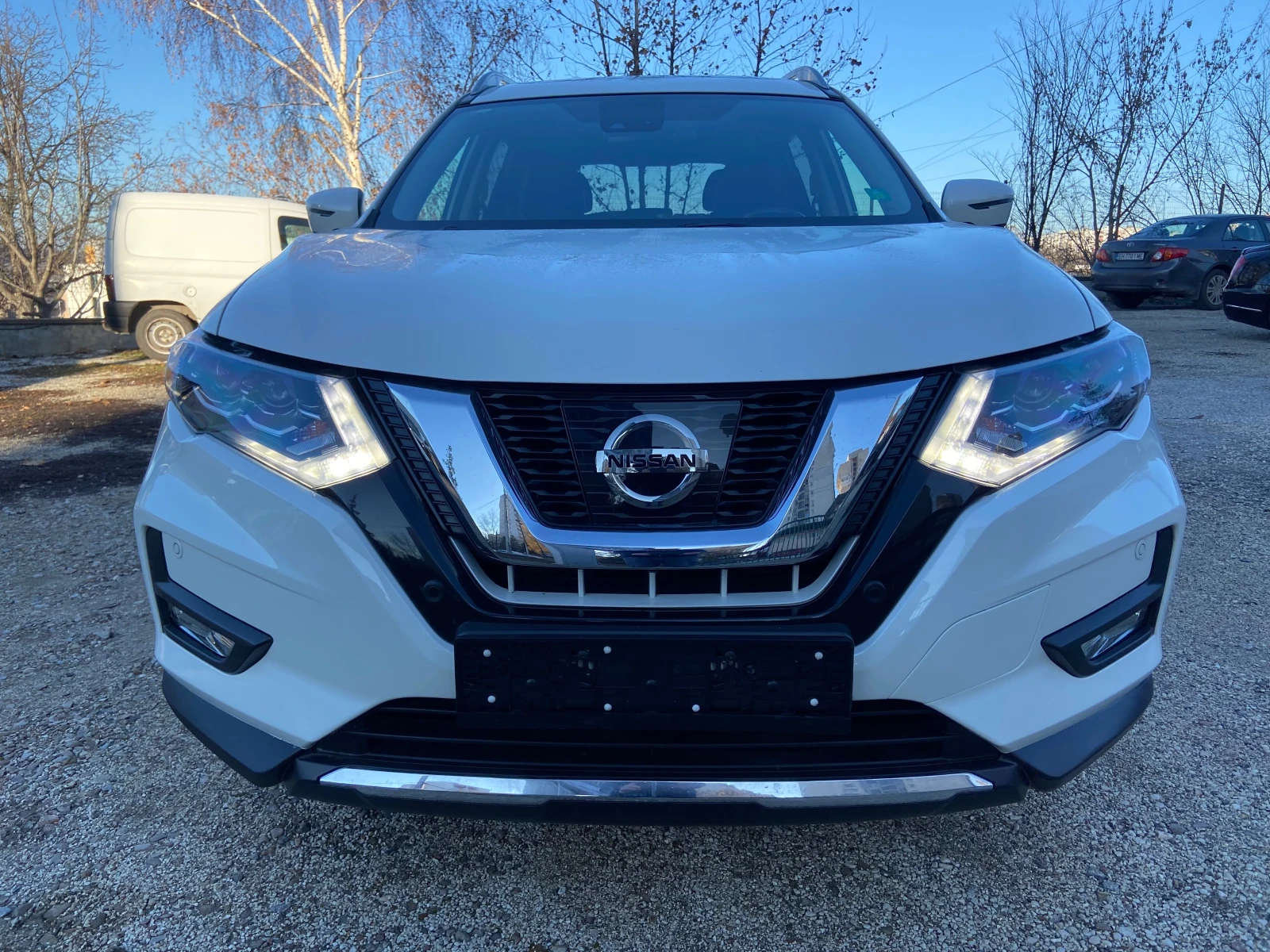 Nissan X-trail 2.0D 4X4 Автомат Панорама Предна, Задна камера 360, снимка 1