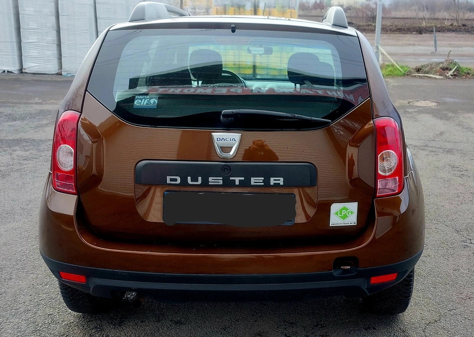 Dacia Duster 1.6 ГАЗ - изображение 6