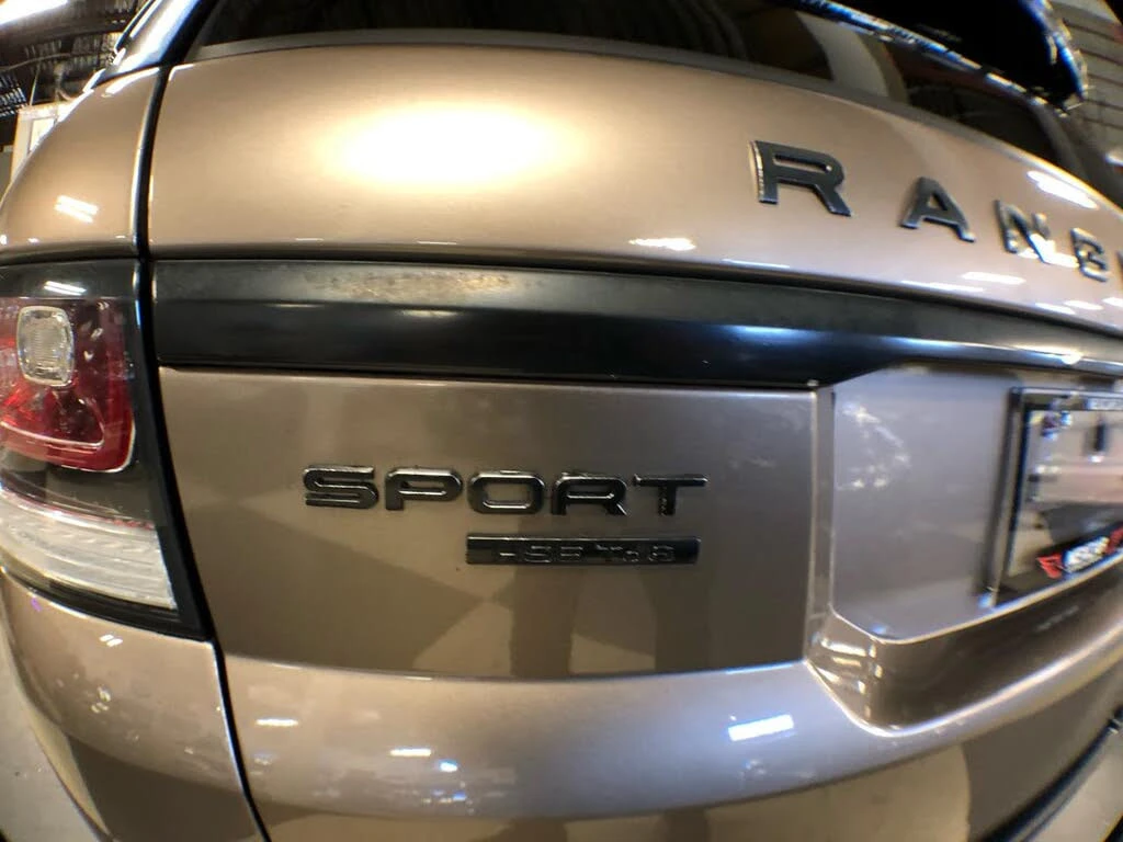 Land Rover Range Rover Sport * АВТО КРЕДИТ* ЦЕНА ДО БГ * СЕРВИЗНА ИСТОРИЯ *  - изображение 10