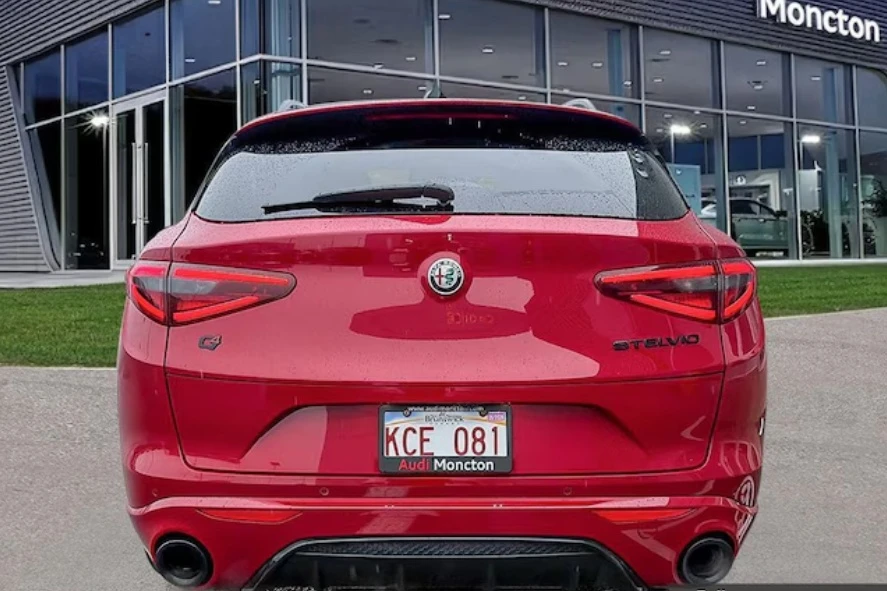 Alfa Romeo Stelvio * Veloce * 2 КЛЮЧА* ПАНО* НАВИ*  - изображение 3