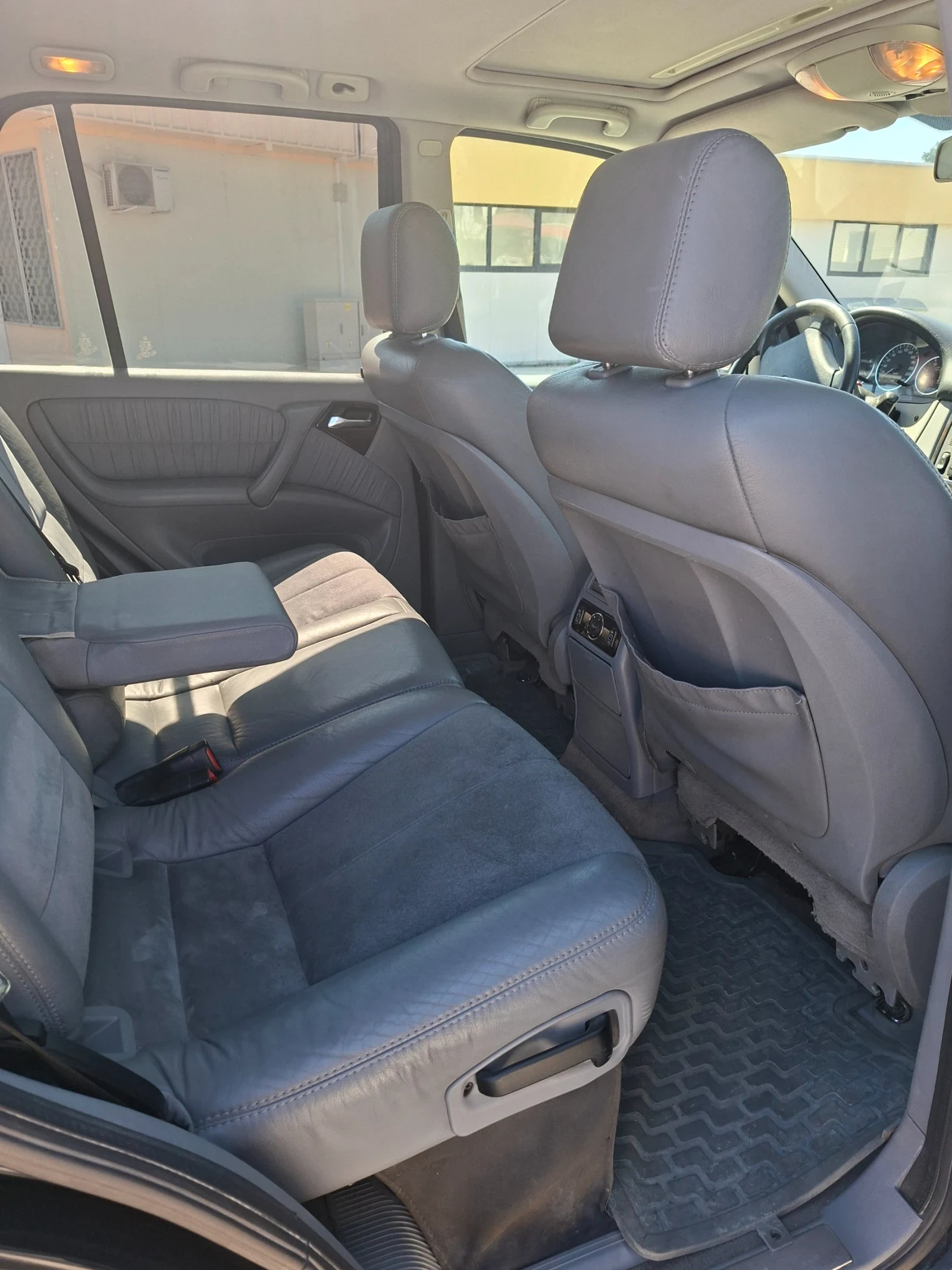 Mercedes-Benz ML 270 Special Edition , снимка 10 - Автомобили и джипове - 54112725