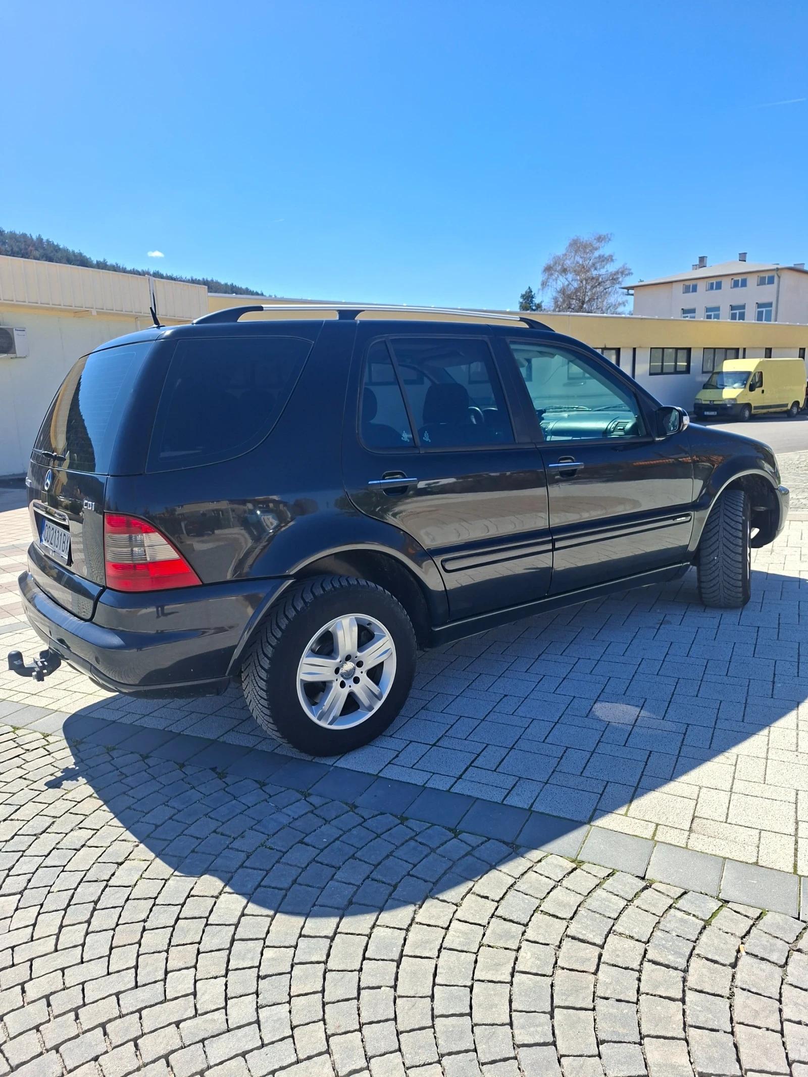 Mercedes-Benz ML 270 Special Edition , снимка 3 - Автомобили и джипове - 54112725