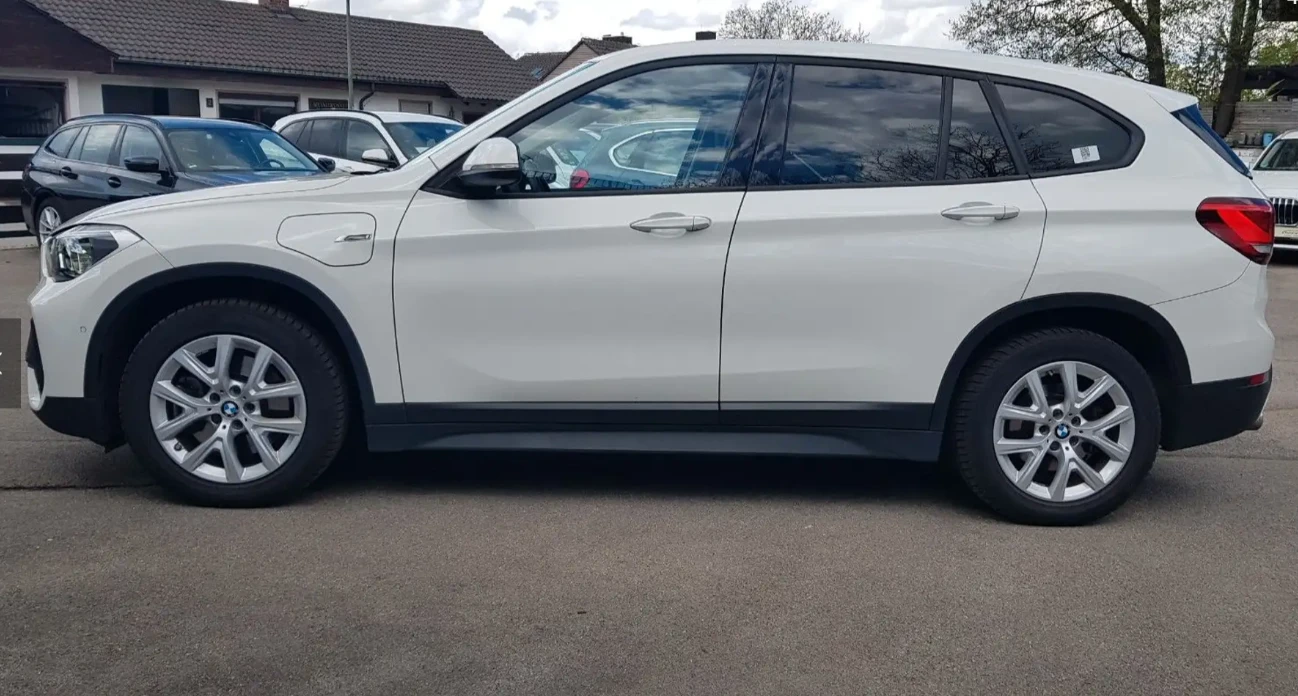 BMW X1 xDrive25e, снимка 4 - Автомобили и джипове - 54370843