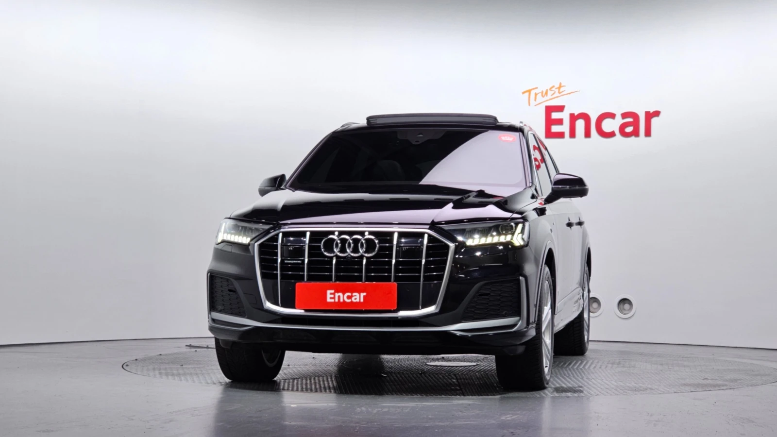 Audi Q7 DIS* 360* Matrix* Pano* , снимка 3 - Автомобили и джипове - 56083481